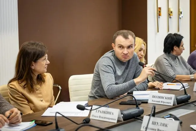В Курске назначили ответственного за состояние остановок
