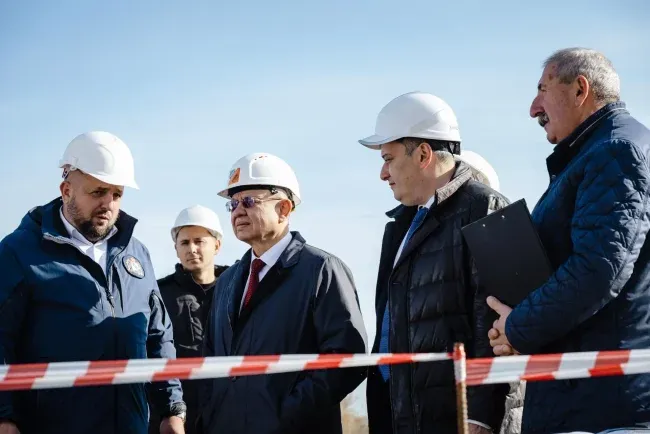 Министр Файзуллин оценил восстановление приграничья и стройки в Курчатове